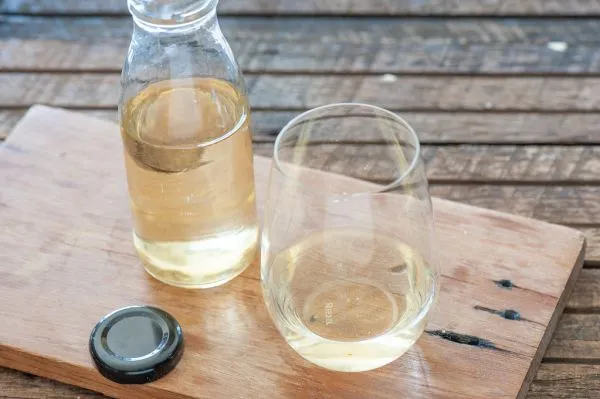 Studio macro photograph of dry white wine