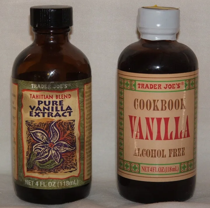 Studio macro photograph of lemon extract