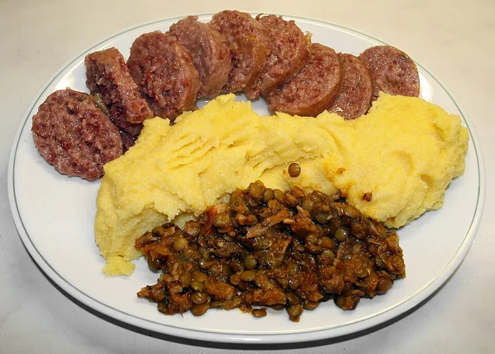 Studio macro photograph of polenta